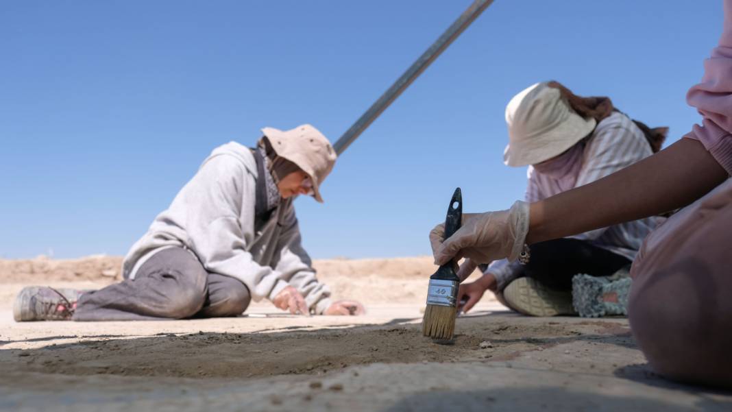 3 yıldır bölgede çalışan arkeologlar öyle bir şey buldu ki... Konya'daki keşif tarihe ışık tutuyor! 2